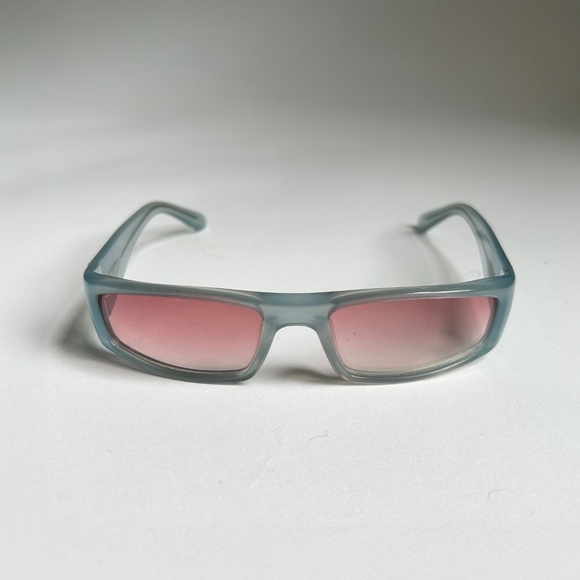 Chimi Jet Sunglasses in Soft Blue Rectangular Shape with purple / pink lens main image 6
